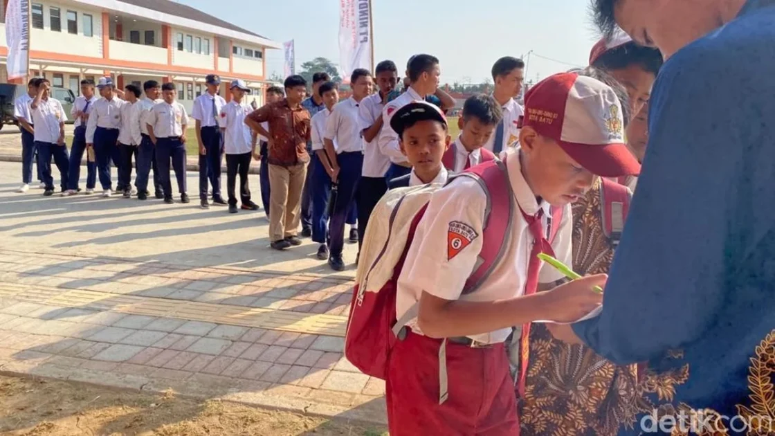 Kementerian Sosial Jaring Puluhan Ribu Anak Lewat Sekolah Rakyat