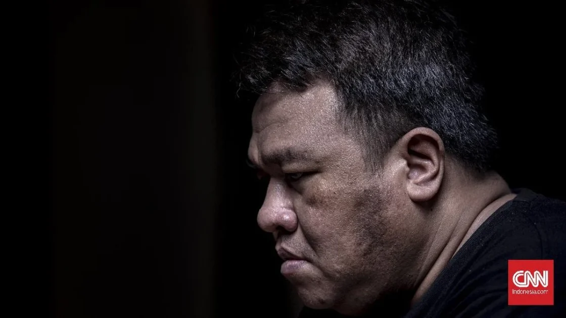Polisi Panggil Ulang Dandhy Laksono Terkait Film Pesta Babi