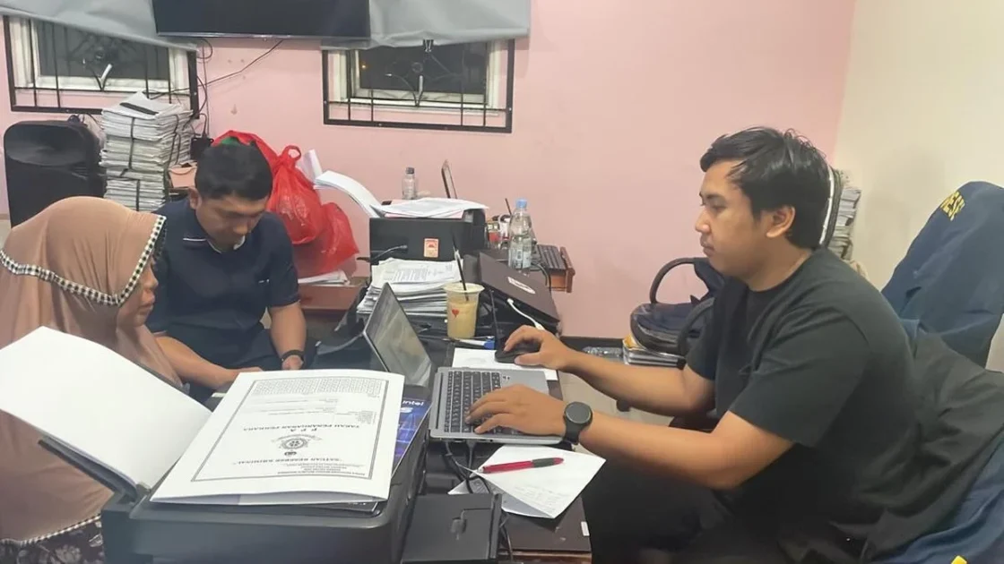 Nenek Menyesal Bakar Cucu di Depok, Dalih Beri Peringatan