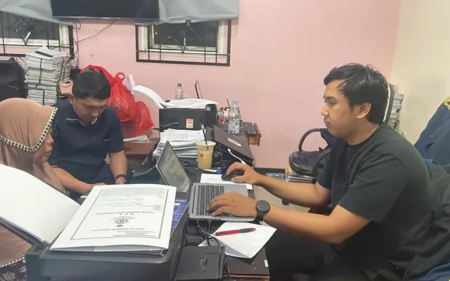 Nenek Menyesal Bakar Cucu di Depok, Dalih Beri Peringatan