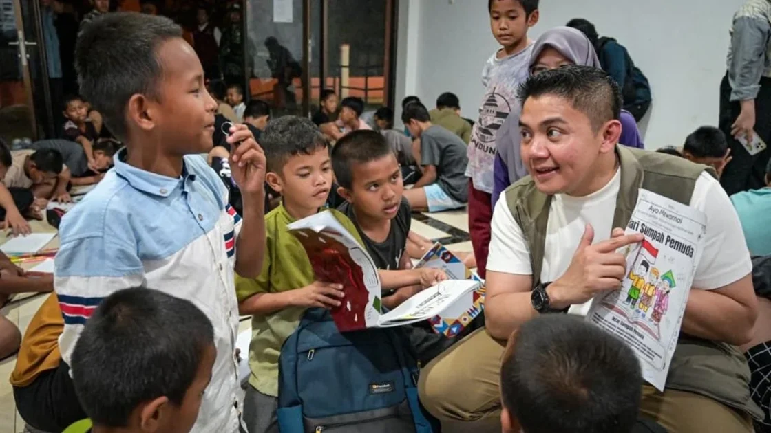 Seskab Teddy Sebut 45 Ribu Anak Jalanan Kembali Bersekolah
