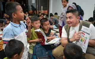 Seskab Teddy Sebut 45 Ribu Anak Jalanan Kembali Bersekolah