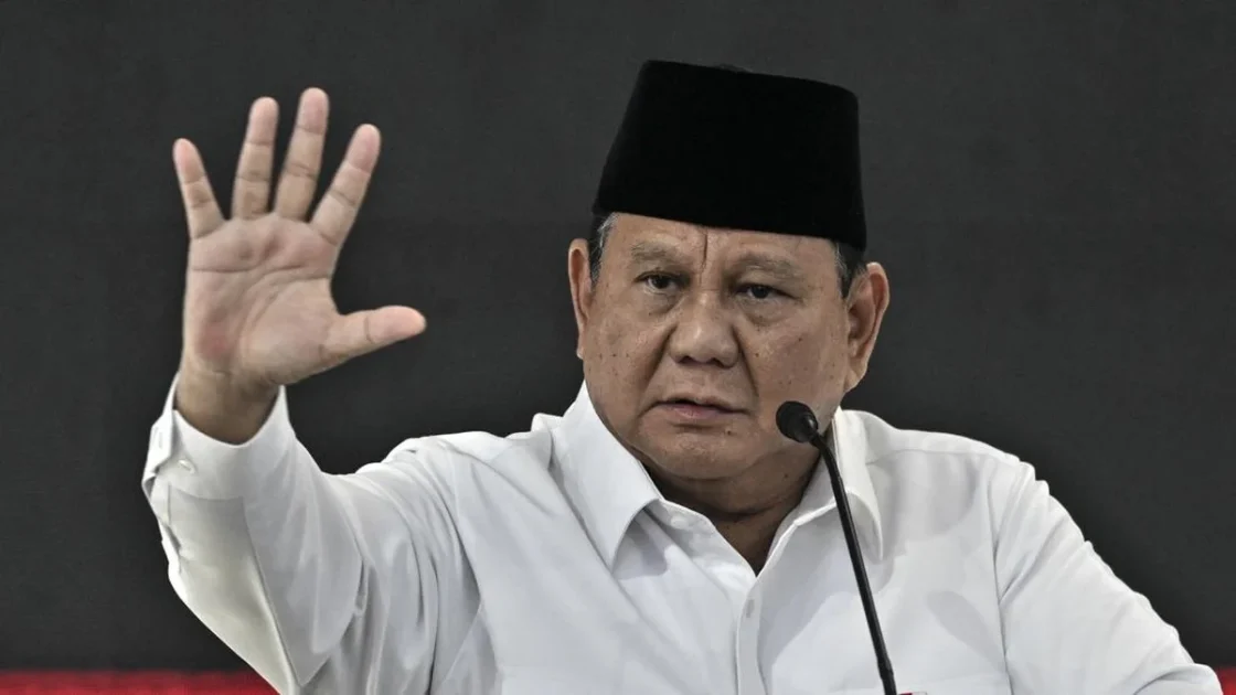 Prabowo Terima Tim Perumus UU Satu Data di Istana