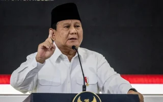 Prabowo Ajak Pesantren Peduli Rakyat di Hari Santri 2026