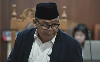 Profil Subhan Palal, Penggugat Suket Ijazah Gibran ke MA