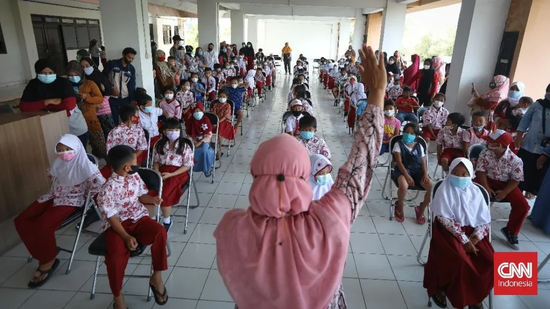 Pramono Pastikan Sekolah Normal saat Demo 28 Oktober