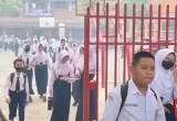 Siswa SMPN 15 Palembang Dipulangkan Akibat Kabut Asap Pekat
