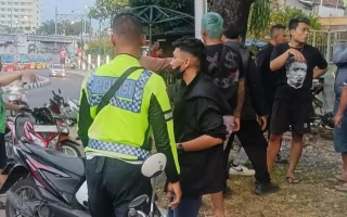 BMW Lawan Arah Tabrak Pemotor Lansia di Jogja