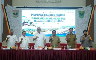 Andre Rosiade Ajak Warga Bahas Proyek Tol Sicincin-Bukittinggi