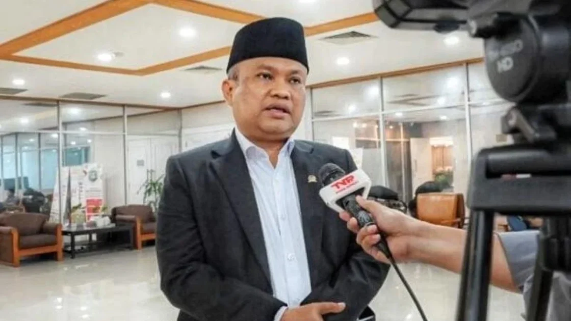 Gerindra Minta KPU dan Kemendikdasmen Jelaskan Putusan MA