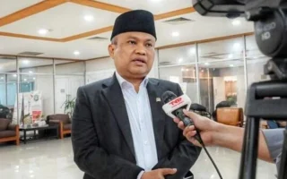 Gerindra Minta KPU dan Kemendikdasmen Jelaskan Putusan MA