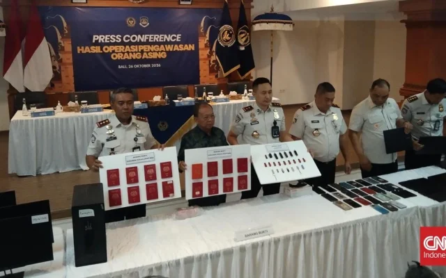 17 WN Malaysia-Singapura Buat Markas Pinjol di Bali